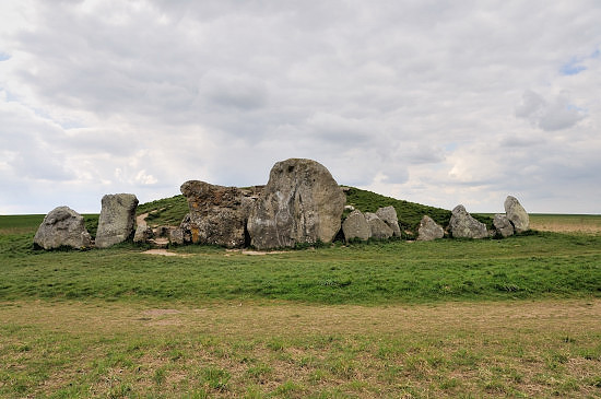 West Kennet Long Barrow, Wiltshire - Entrance